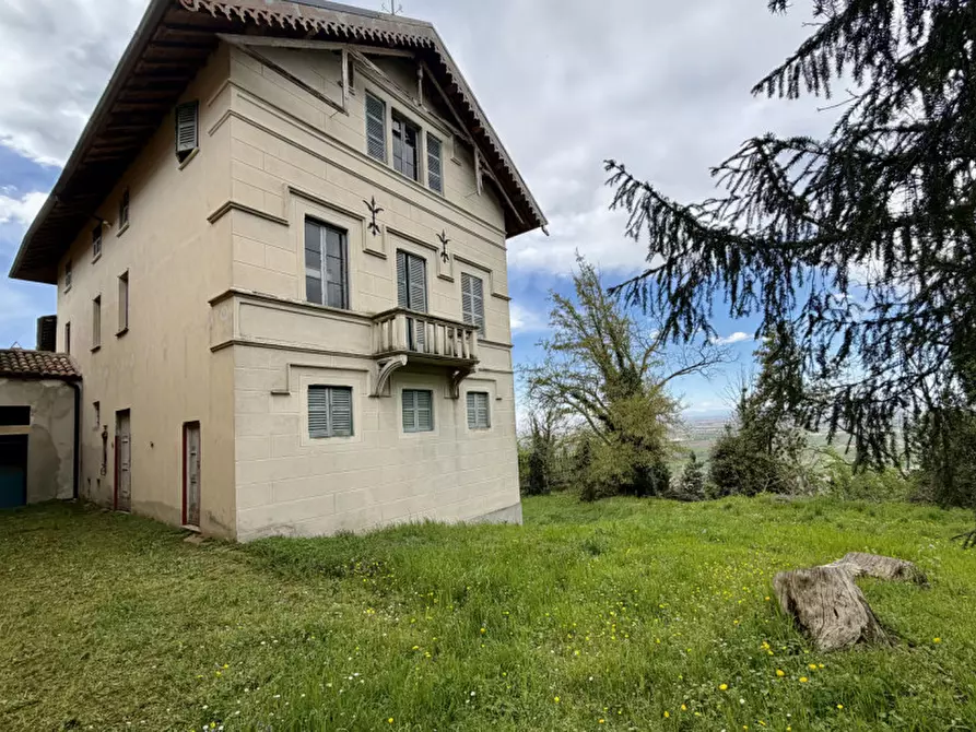 Immagine 43 di Villa in vendita  a Santa Giuletta
