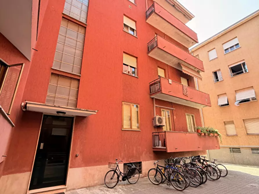 Immagine 12 di Appartamento in vendita  in via sassari 25 a Parma