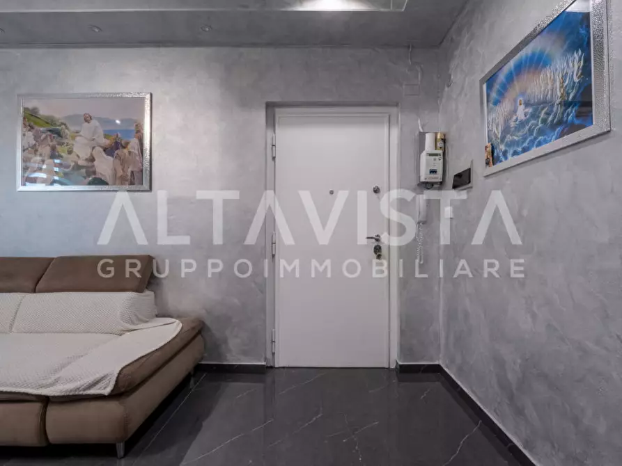 Immagine 2 di Appartamento in vendita  in Rezzato Via Bellini a Rezzato