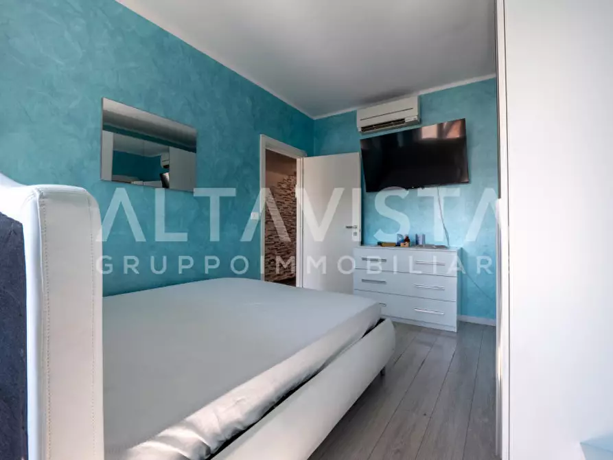 Immagine 21 di Appartamento in vendita  in Rezzato Via Bellini a Rezzato