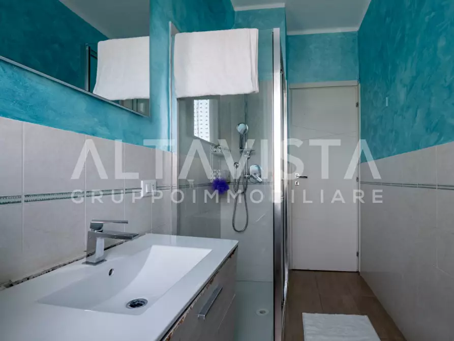 Immagine 25 di Appartamento in vendita  in Rezzato Via Bellini a Rezzato