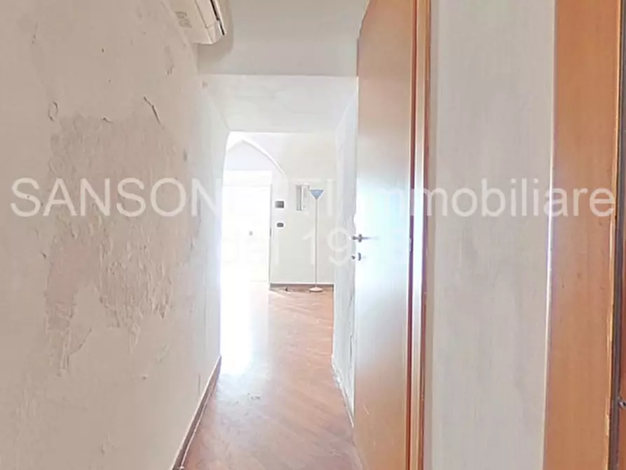Immagine 13 di Villetta a schiera in vendita  in Via Guarini a Fasano