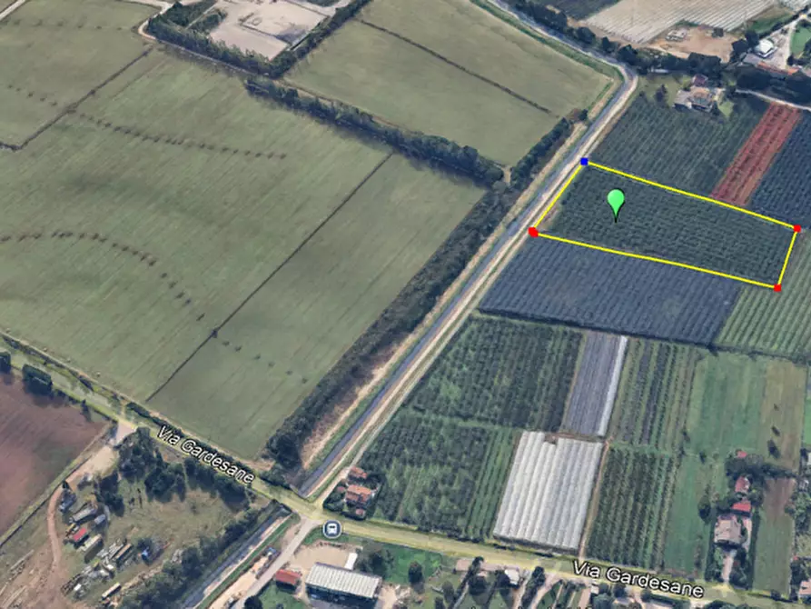 Immagine 1 di Terreno in vendita  in Via Gardesane a Verona