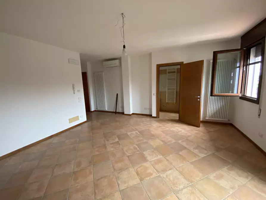 Immagine 4 di Appartamento in vendita  in Piazza Piagaffetta a Dueville