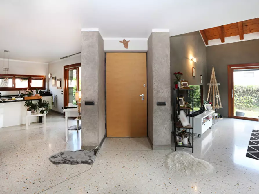 Immagine 4 di Casa indipendente in vendita  in via s.s. pietro e paolo a Vo
