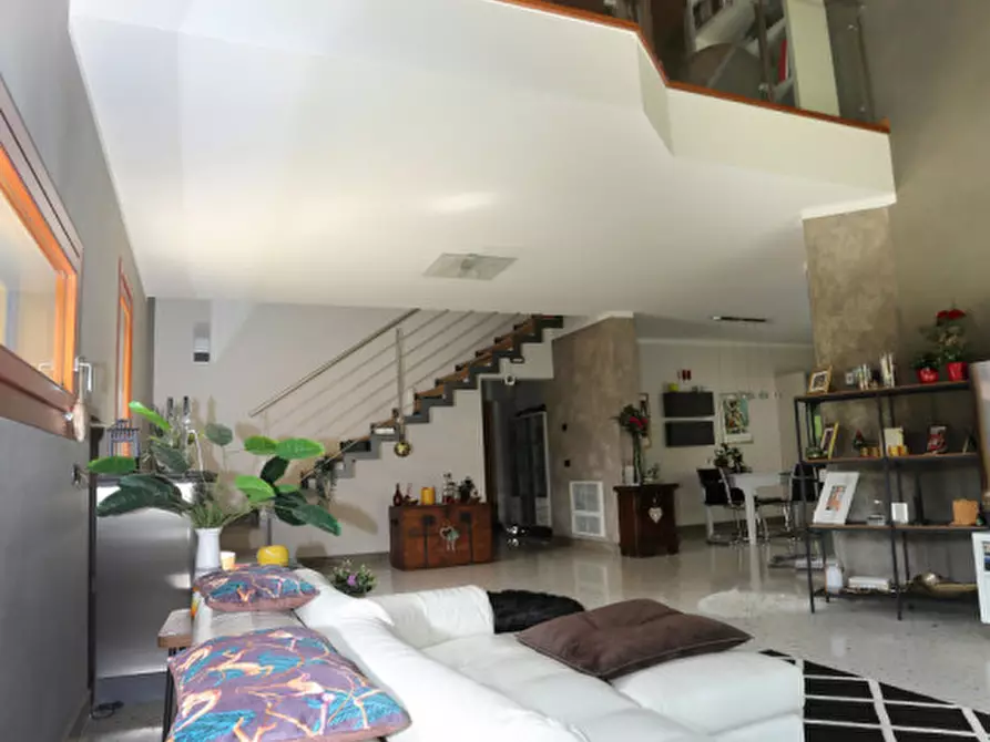 Immagine 9 di Casa indipendente in vendita  in via s.s. pietro e paolo a Vo
