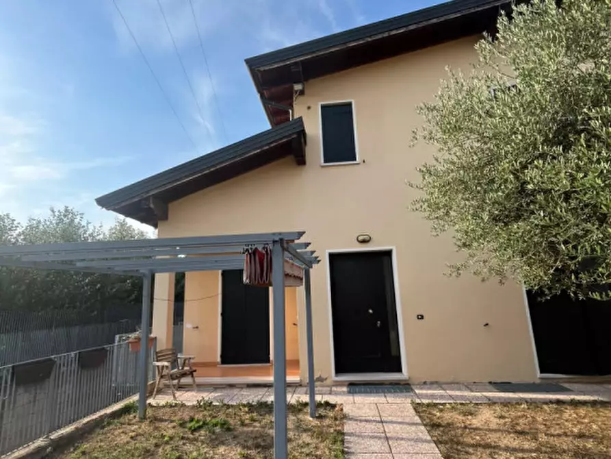 Immagine 2 di Villa in vendita  in VIA ZAMBONINA 19 a Vigasio