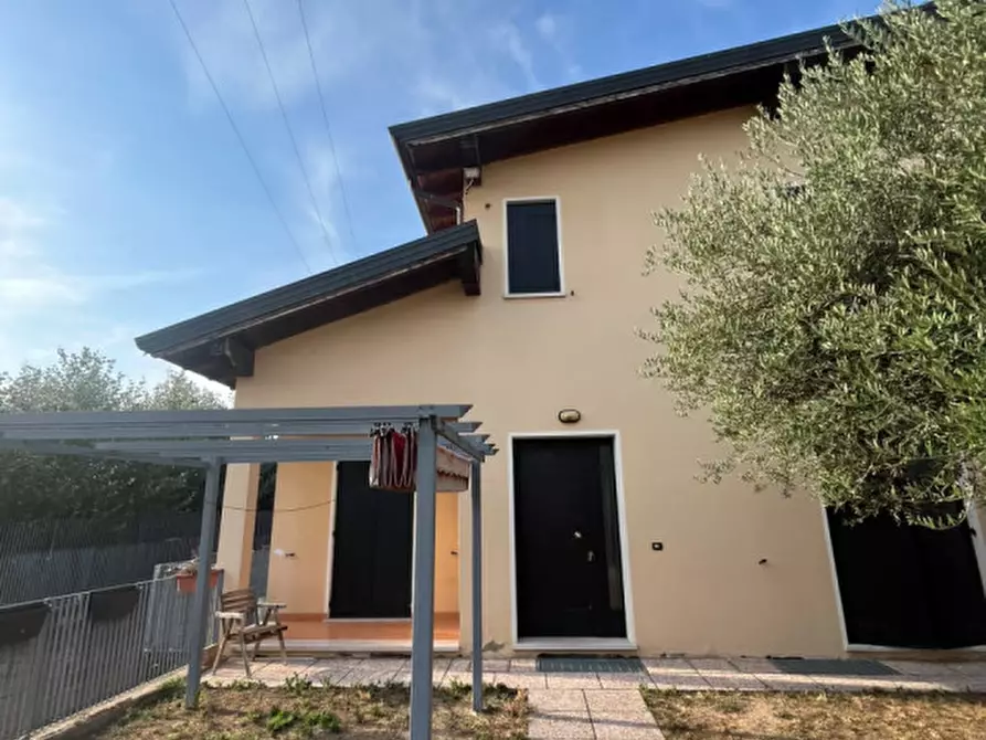 Immagine 3 di Villa in vendita  in VIA ZAMBONINA 19 a Vigasio