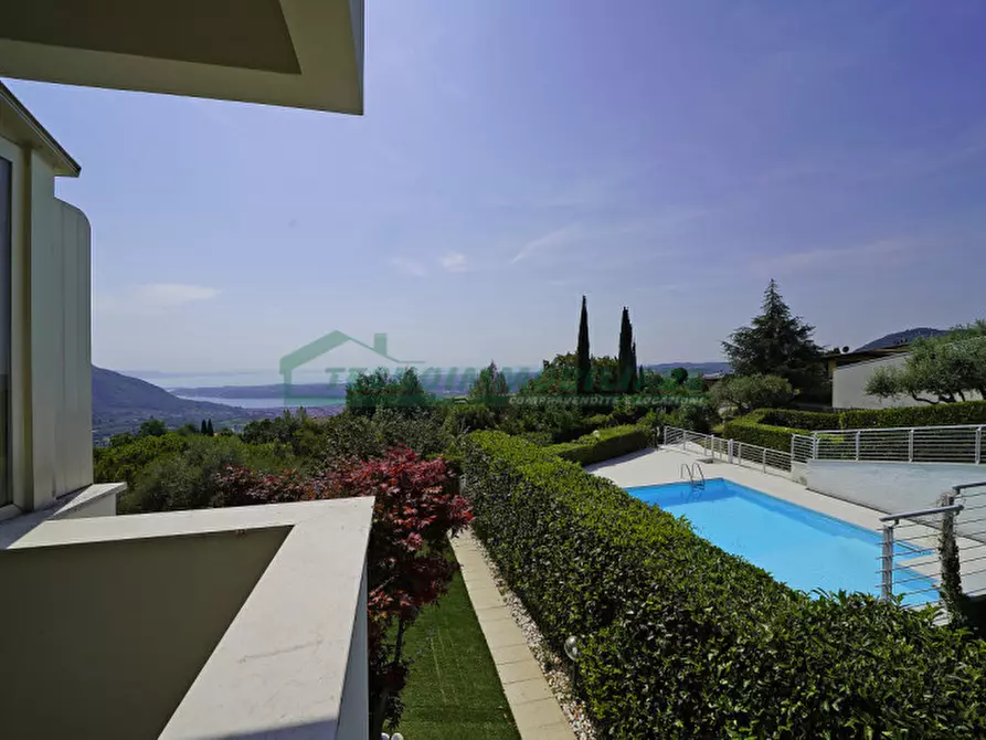 Immagine 11 di Casa indipendente in vendita  a Salò