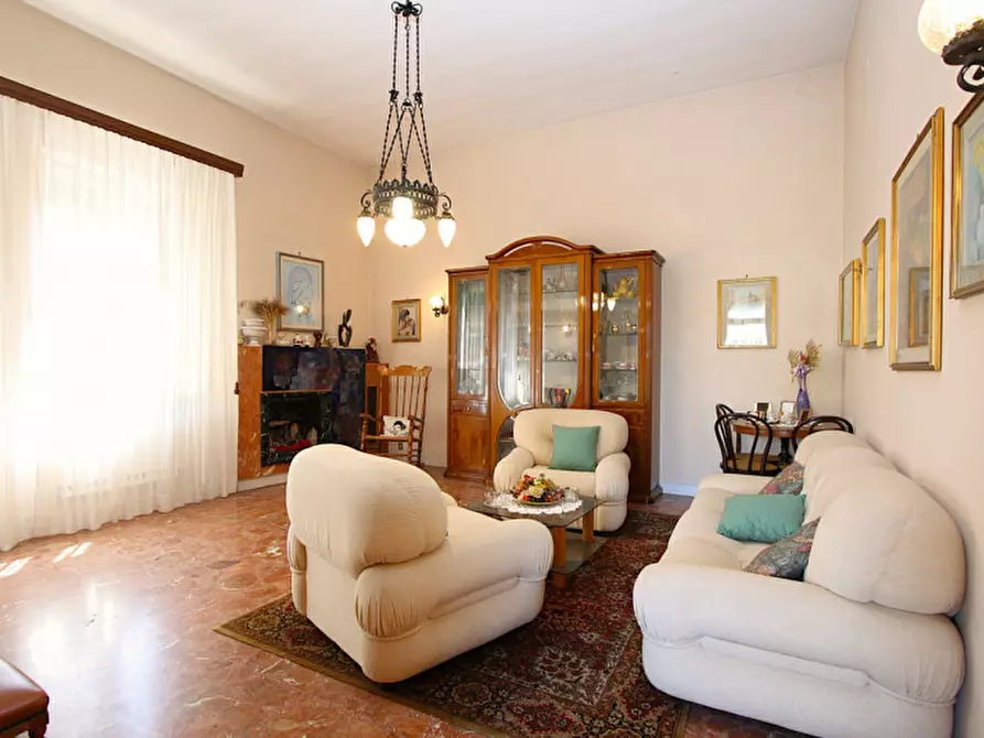 Immagine 19 di Casa indipendente in vendita  in Via Extramurale di Ponente a Matino