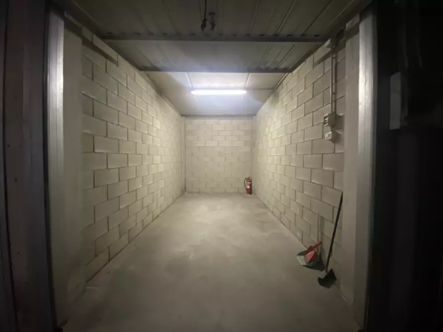 Immagine 4 di Garage in affitto  in Via Matteo Bartoli 19/a a Torino