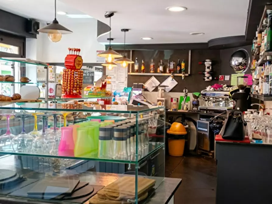 Immagine 6 di Attività commerciale in vendita  in Via Bologna 31 a Torino