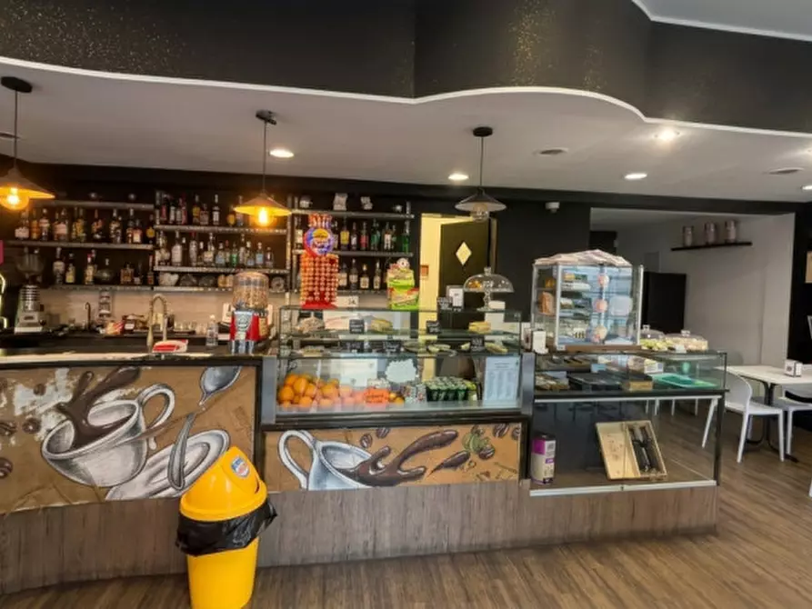 Immagine 15 di Attività commerciale in vendita  in Via Bologna 31 a Torino
