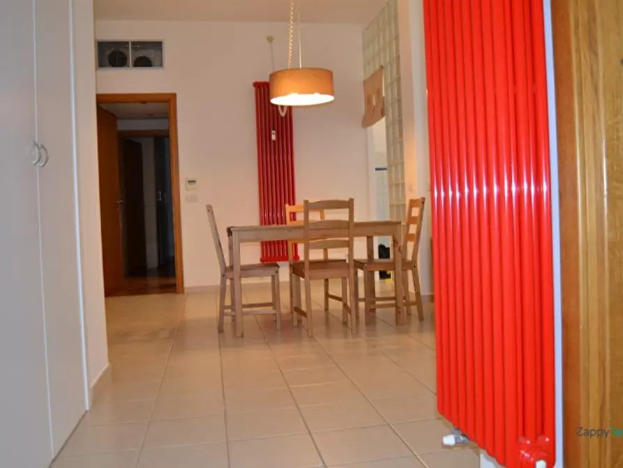 Immagine 3 di Appartamento in affitto  in Via Rosa Raimondi Garibaldi, 119 a Roma