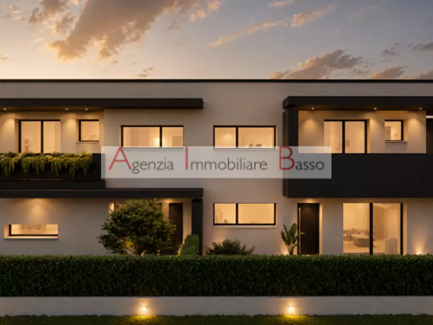 Immagine 2 di Casa bifamiliare in vendita  in VIA GIORGIONE a Loreggia