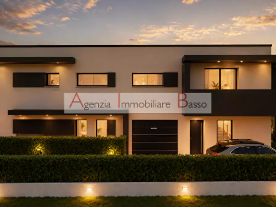 Immagine 3 di Casa bifamiliare in vendita  in VIA GIORGIONE a Loreggia
