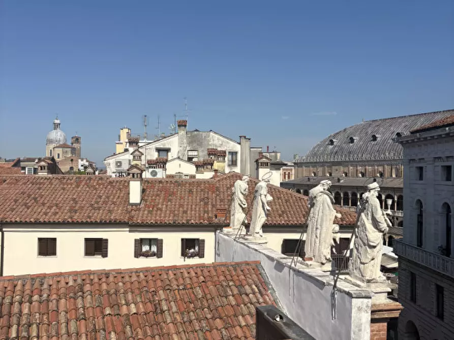 Immagine 9 di Appartamento in affitto  in Via delle Piazze a Padova