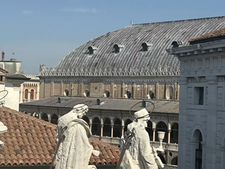 Immagine 11 di Appartamento in affitto  in Via delle Piazze a Padova