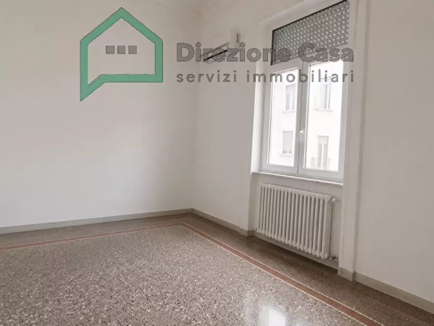 Immagine 11 di Appartamento in vendita  in VIA MILANO a Napoli