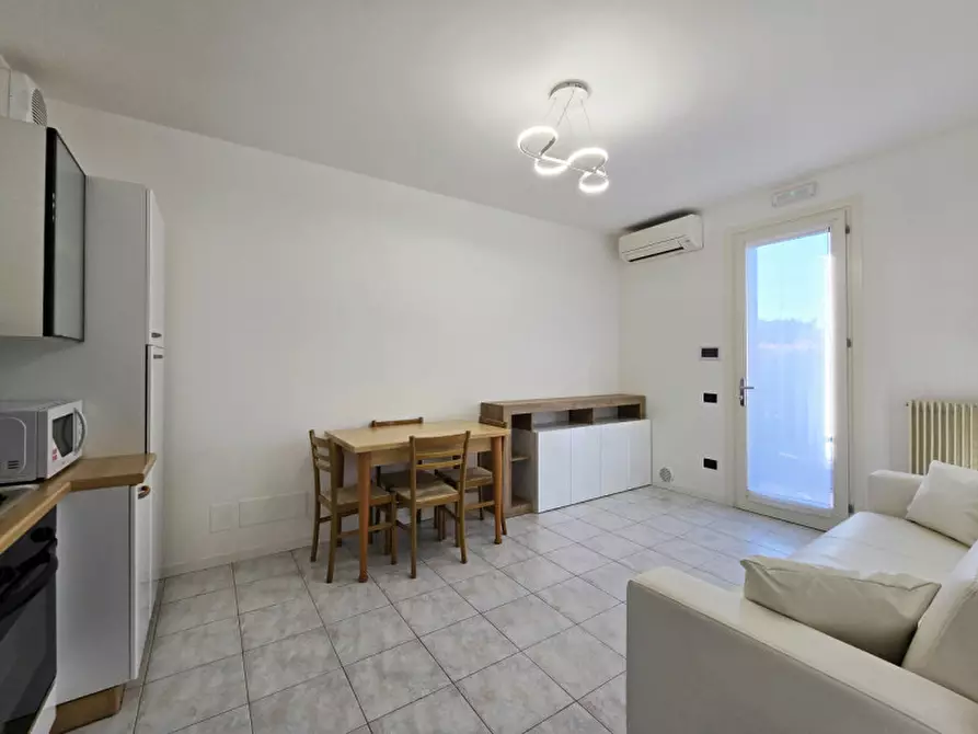 Immagine 5 di Appartamento in vendita  a Ponzano Veneto