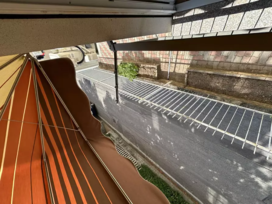 Immagine 12 di Appartamento in vendita  in Via Giacomo Matteotti, 27 a Gorla Minore
