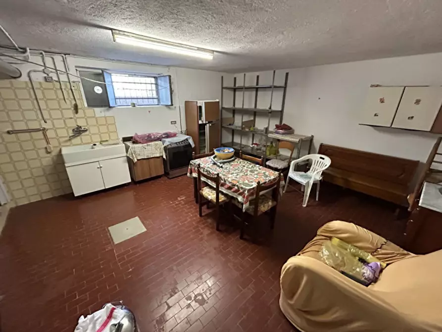 Immagine 14 di Appartamento in vendita  in Via Giacomo Matteotti, 27 a Gorla Minore