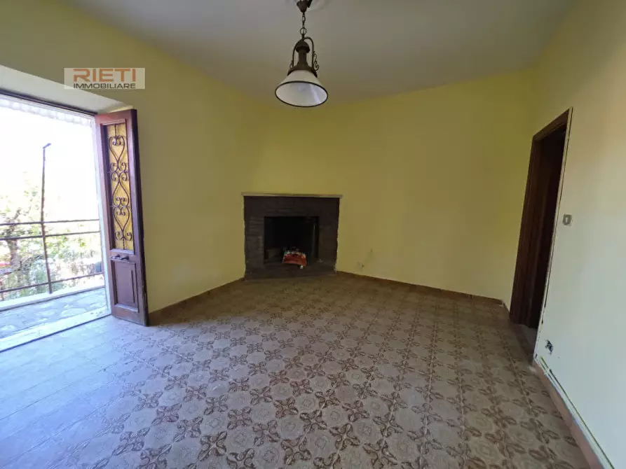 Immagine 3 di Casa indipendente in vendita  in Via Pistignano a Rieti