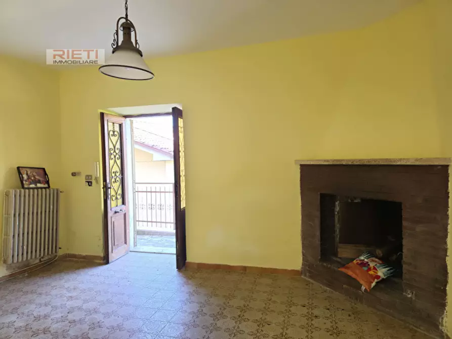 Immagine 4 di Casa indipendente in vendita  in Via Pistignano a Rieti