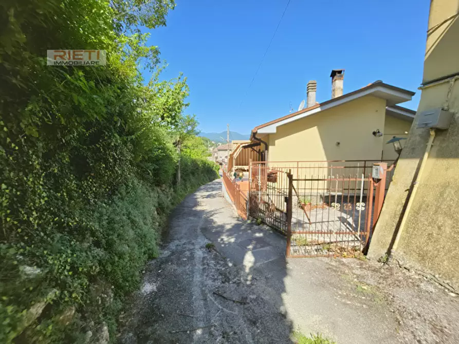 Immagine 17 di Casa indipendente in vendita  in Via Pistignano a Rieti