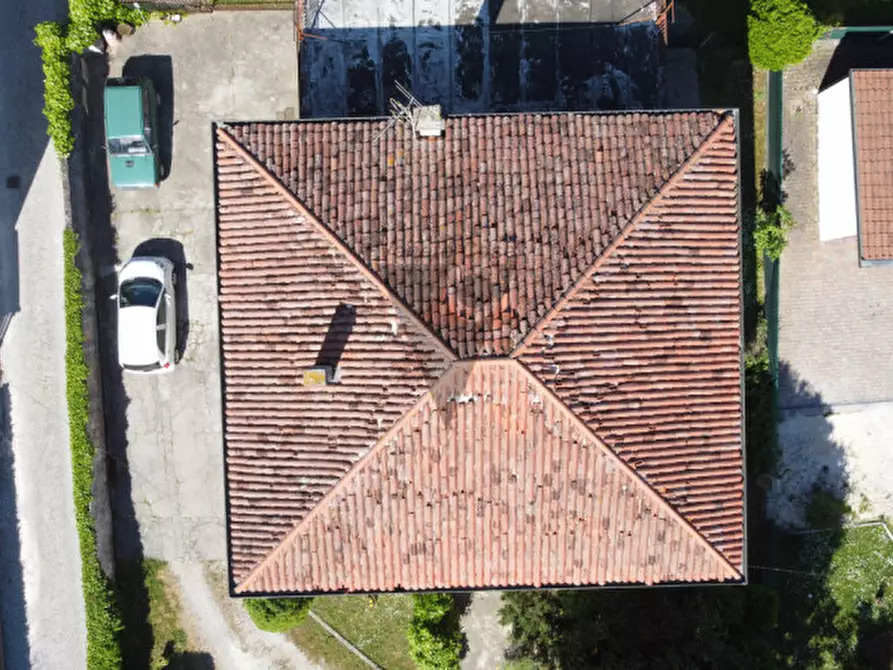 Immagine 2 di Casa indipendente in vendita  a Venezia