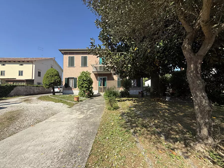 Immagine 3 di Casa indipendente in vendita  a Venezia
