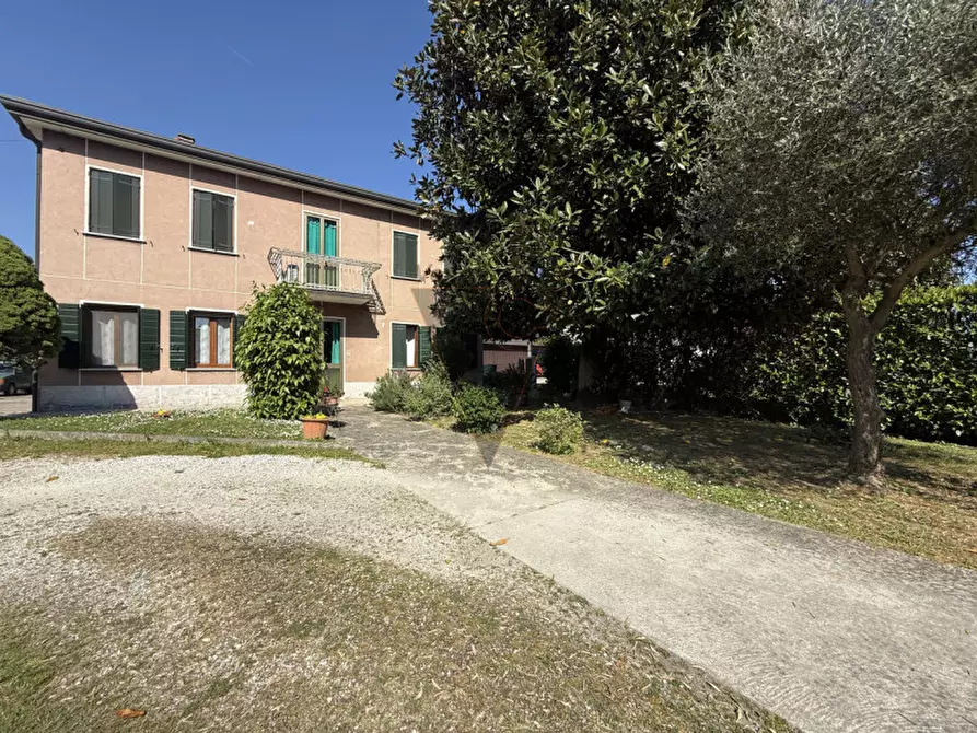Immagine 5 di Casa indipendente in vendita  a Venezia