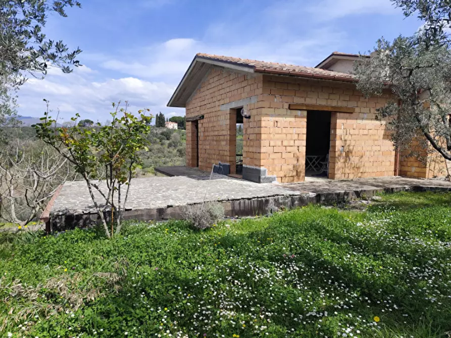 Immagine 3 di Villa in vendita  in Via Grotti a Poggio Nativo