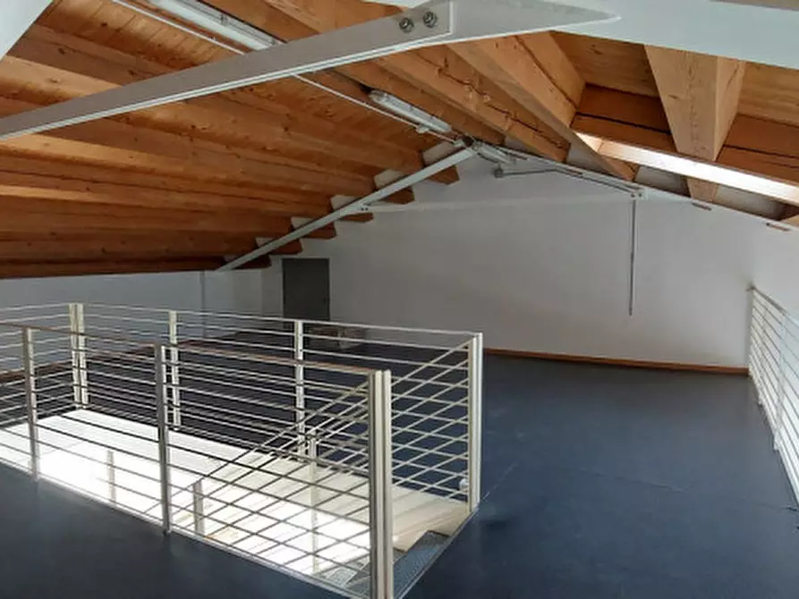 Immagine 9 di Negozio in affitto  in ingresso allo jutificio, 8 a Piazzola Sul Brenta