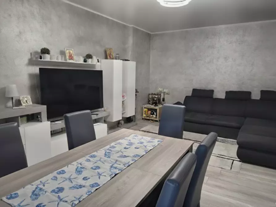 Immagine 1 di Appartamento in vendita  a Padova