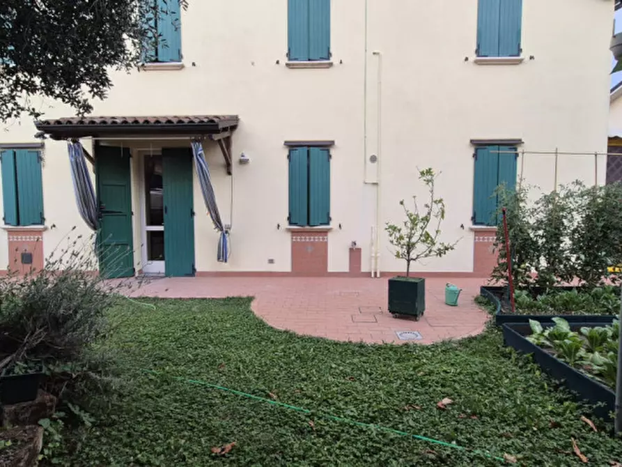 Immagine 1 di Appartamento in vendita  a Carpi