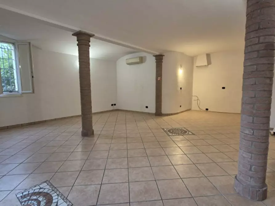Immagine 3 di Appartamento in vendita  a Carpi