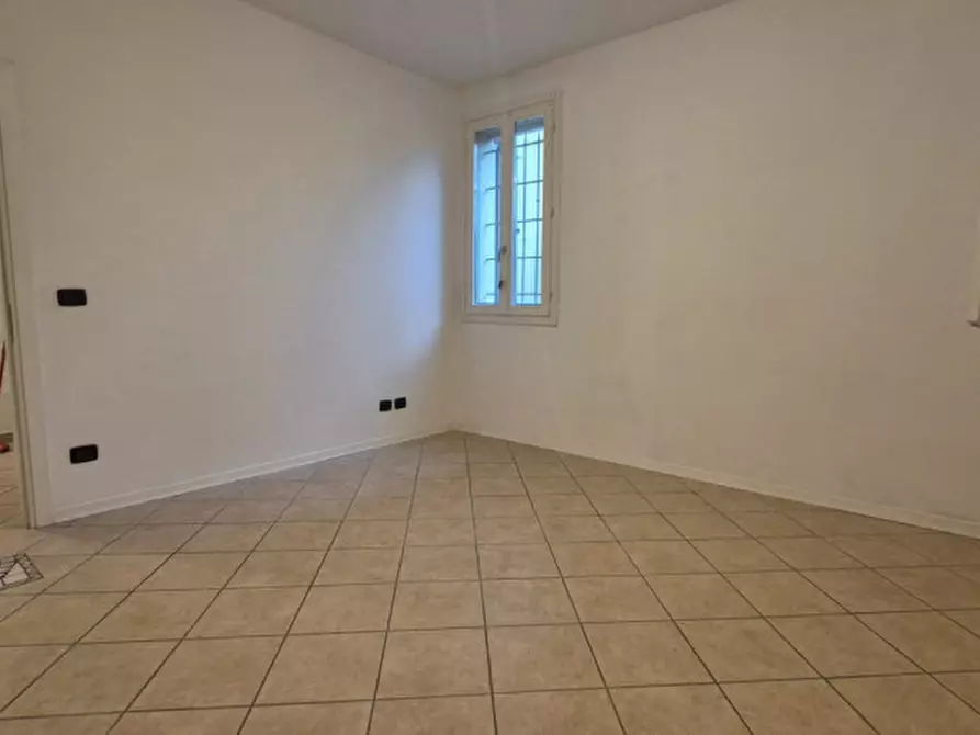 Immagine 11 di Appartamento in vendita  a Carpi