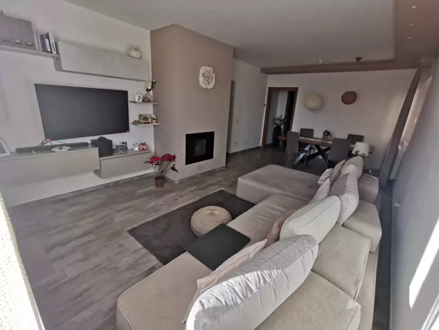 Immagine 1 di Villetta a schiera in vendita  a Sinalunga