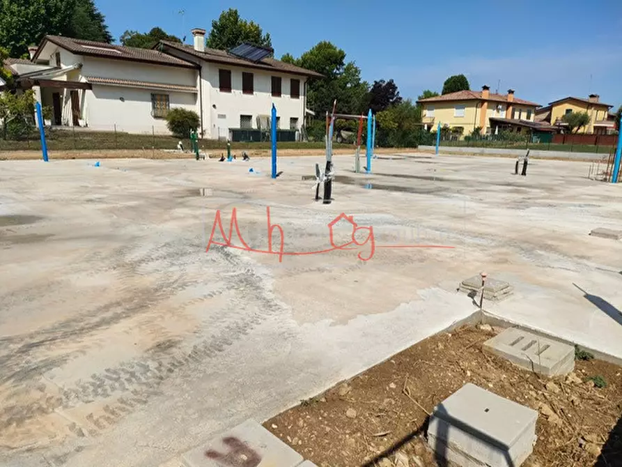 Immagine 1 di Villa in vendita  a Teolo