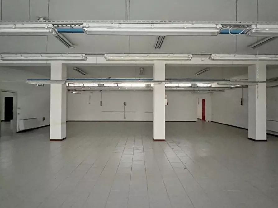 Immagine 6 di Laboratorio in affitto  in Via Linate a Caldogno