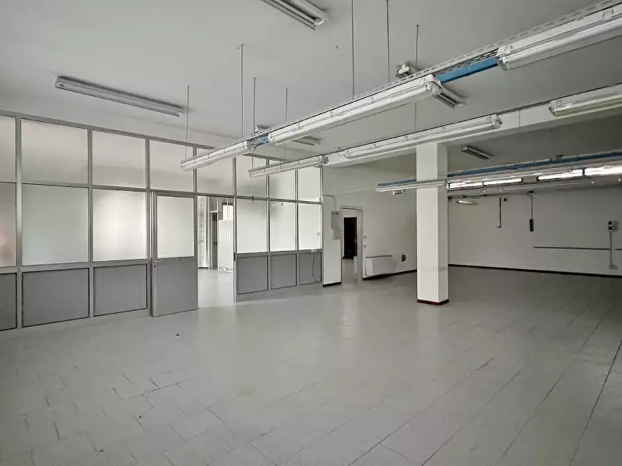 Immagine 7 di Laboratorio in affitto  in Via Linate a Caldogno