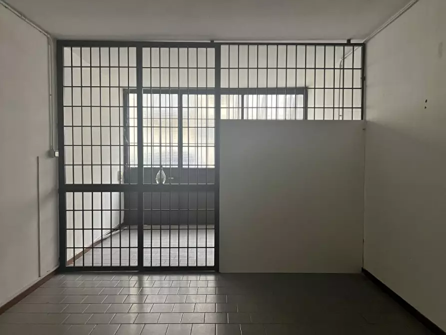 Immagine 10 di Laboratorio in affitto  in Via Linate a Caldogno