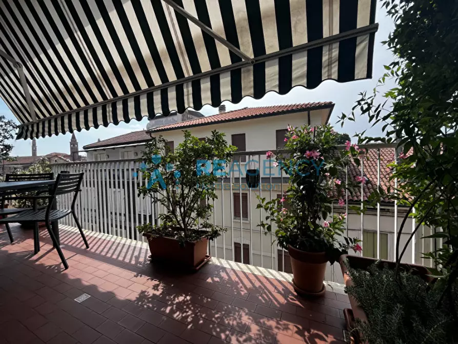 Immagine 7 di Appartamento in vendita  a Vicenza