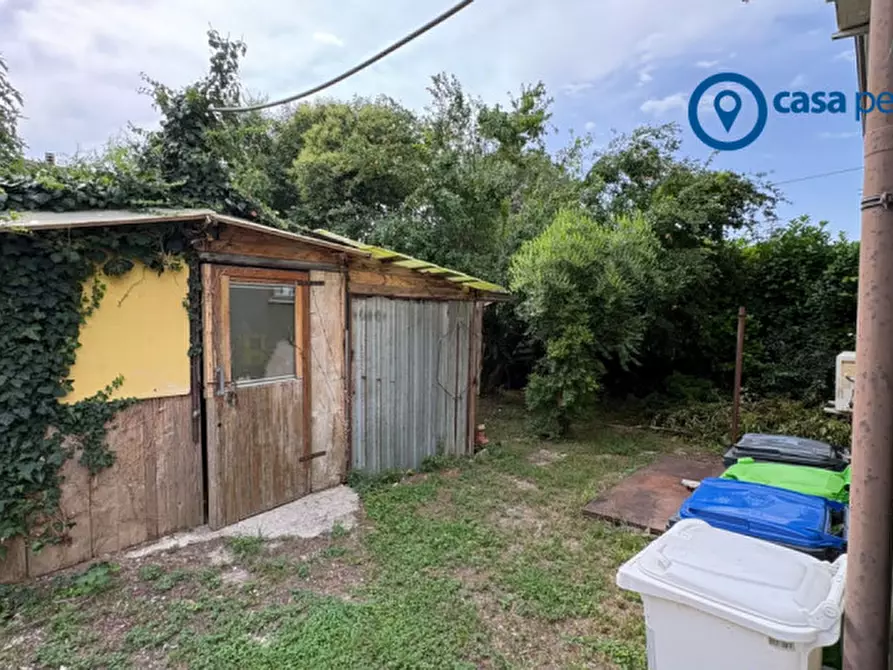 Immagine 14 di Appartamento in vendita  in Via Giuseppe Verdi a Crespino