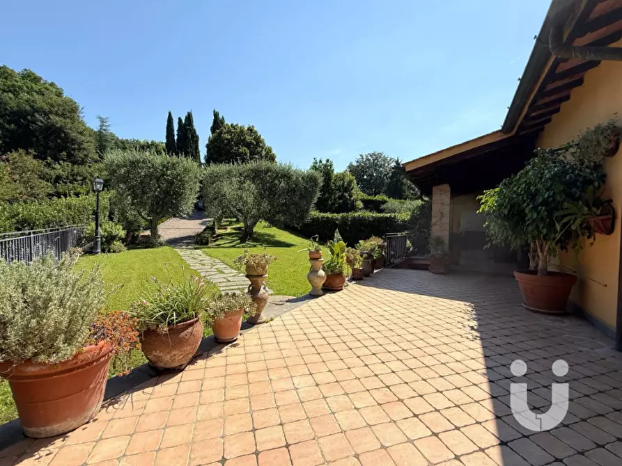 Immagine 2 di Villa in vendita  in Via di colle romano a Riano