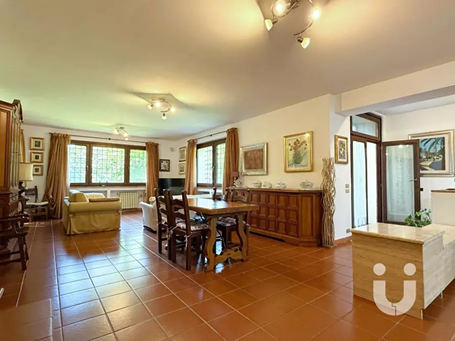 Immagine 41 di Villa in vendita  in Via di colle romano a Riano