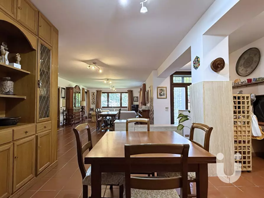 Immagine 48 di Villa in vendita  in Via di colle romano a Riano
