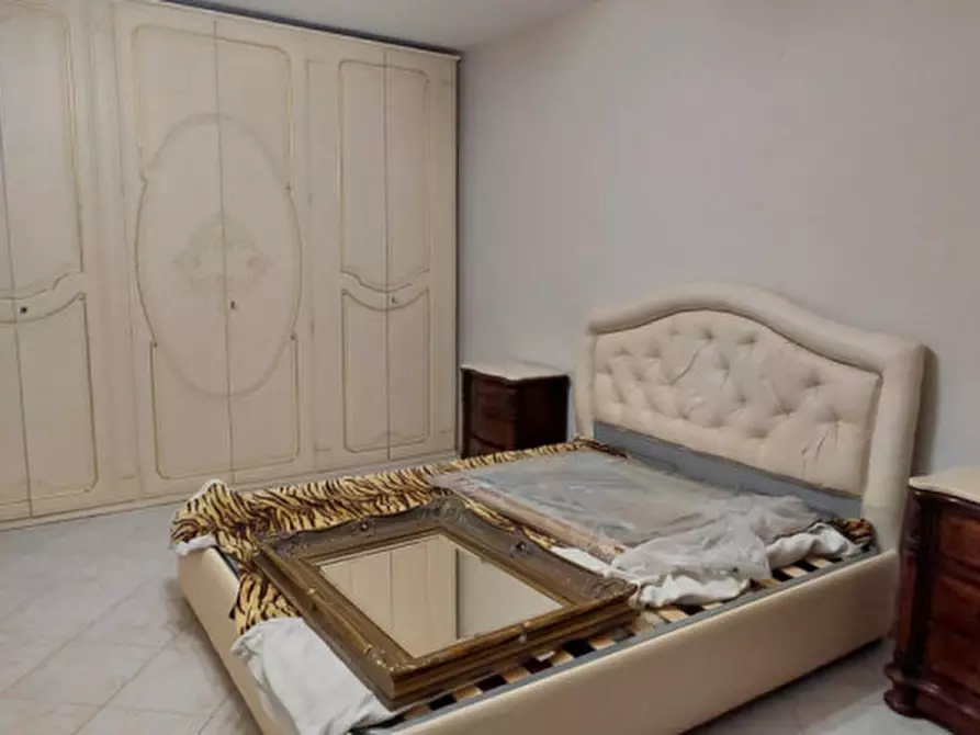 Immagine 11 di Appartamento in affitto  in vico miracoli 44 a Napoli