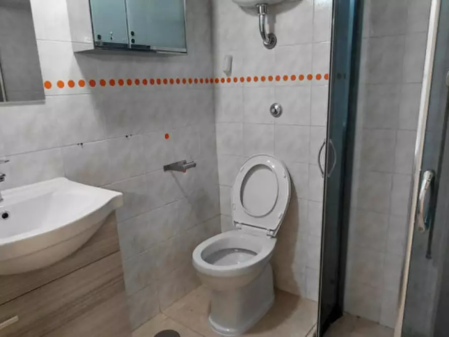 Immagine 21 di Appartamento in affitto  in vico miracoli 44 a Napoli